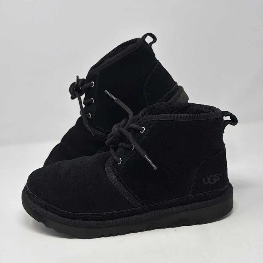 UGG Neumel Black Suede Chukka Boots Youth 5 Kids Sheepskin 1017320K